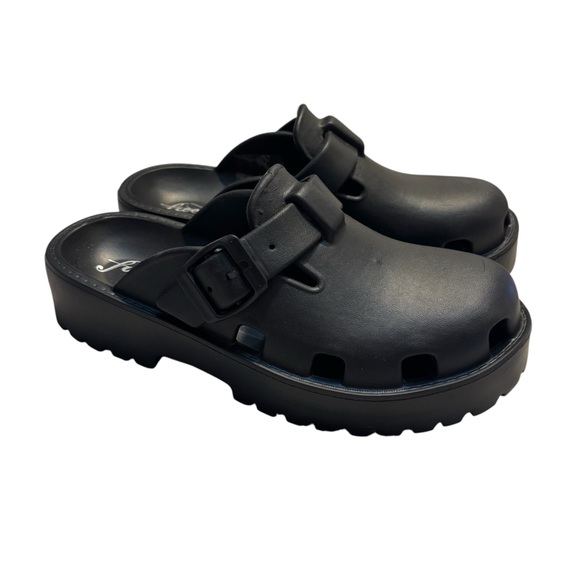 Free People Shoes - NEW Free People Karlie Buckle Clogs Size 6 Black Mules Slip-On EVA Buckle Detail